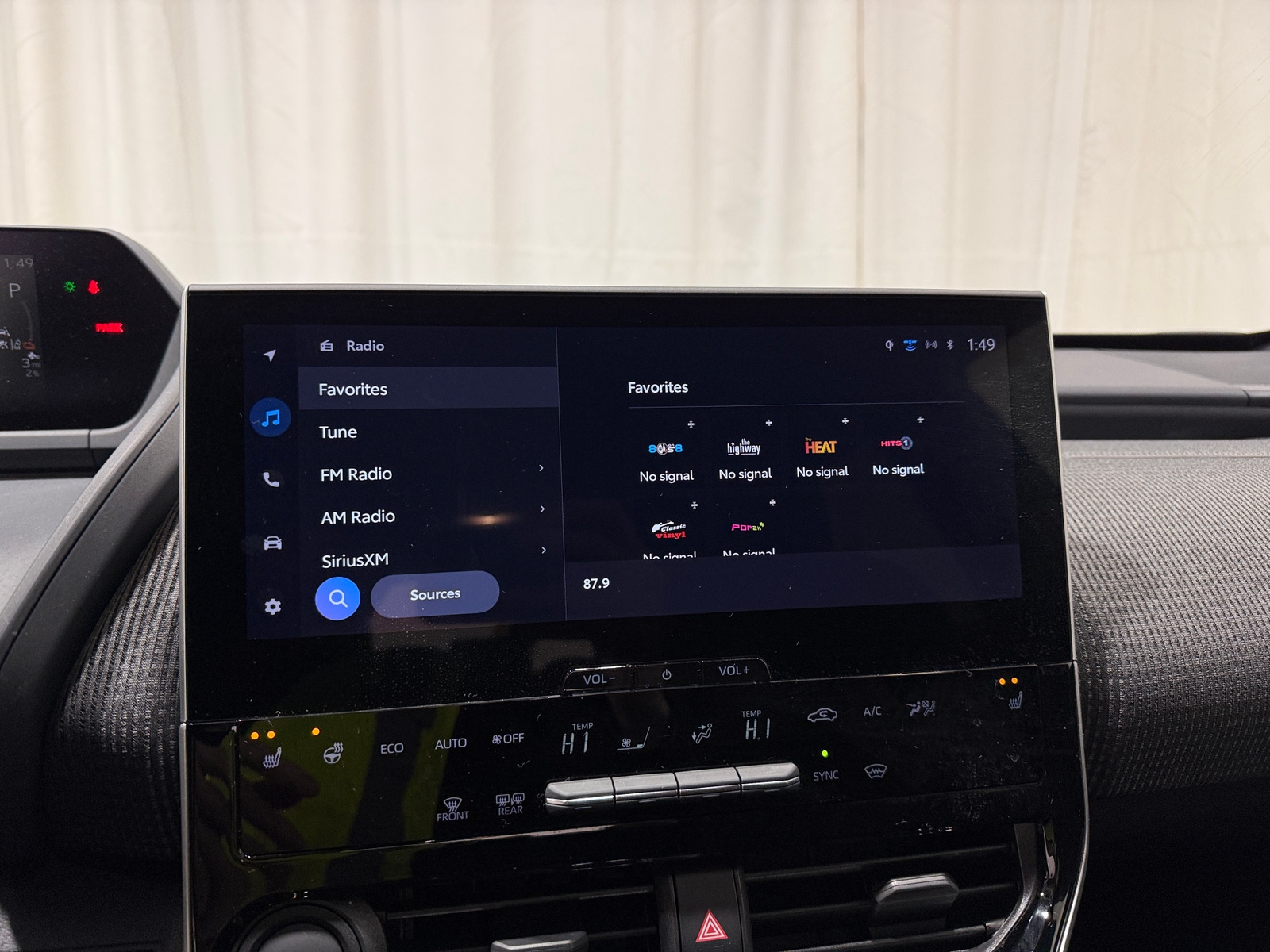 Thumbnail: 2025 Toyota bZ4X - 3