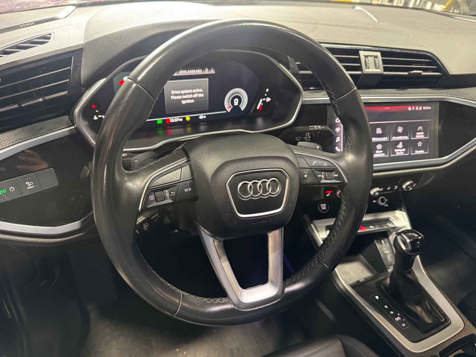 Thumbnail: 2022 Audi Q3 - 4