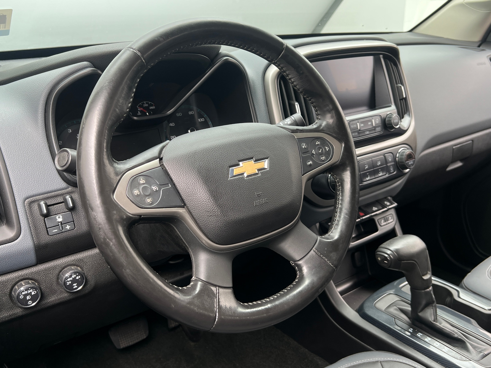 Thumbnail: 2016 Chevrolet Colorado - 4