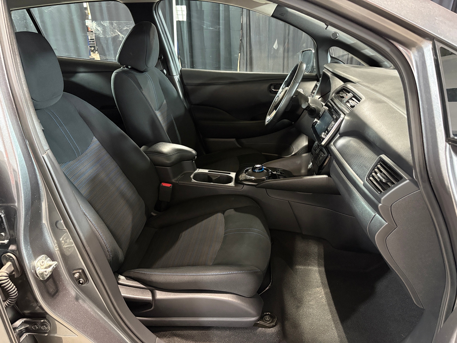 Thumbnail: 2019 Nissan Leaf - 2