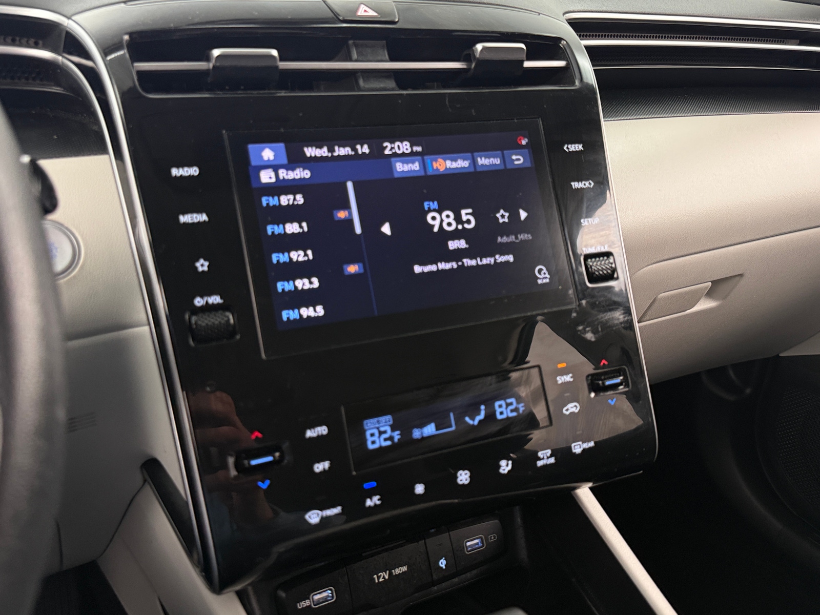 Thumbnail: 2024 Hyundai Tucson - 4