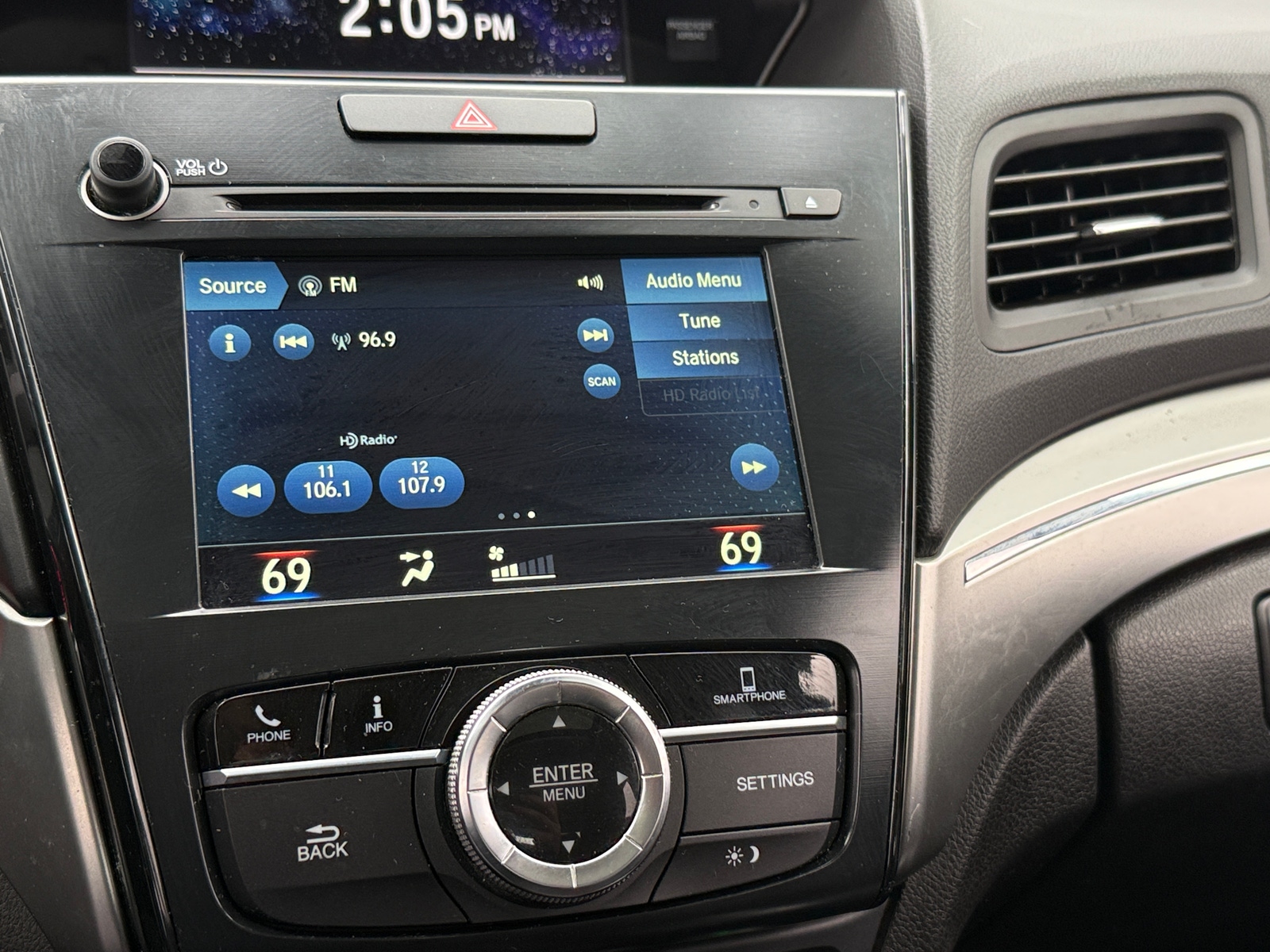 Thumbnail: 2019 Acura ILX - 3