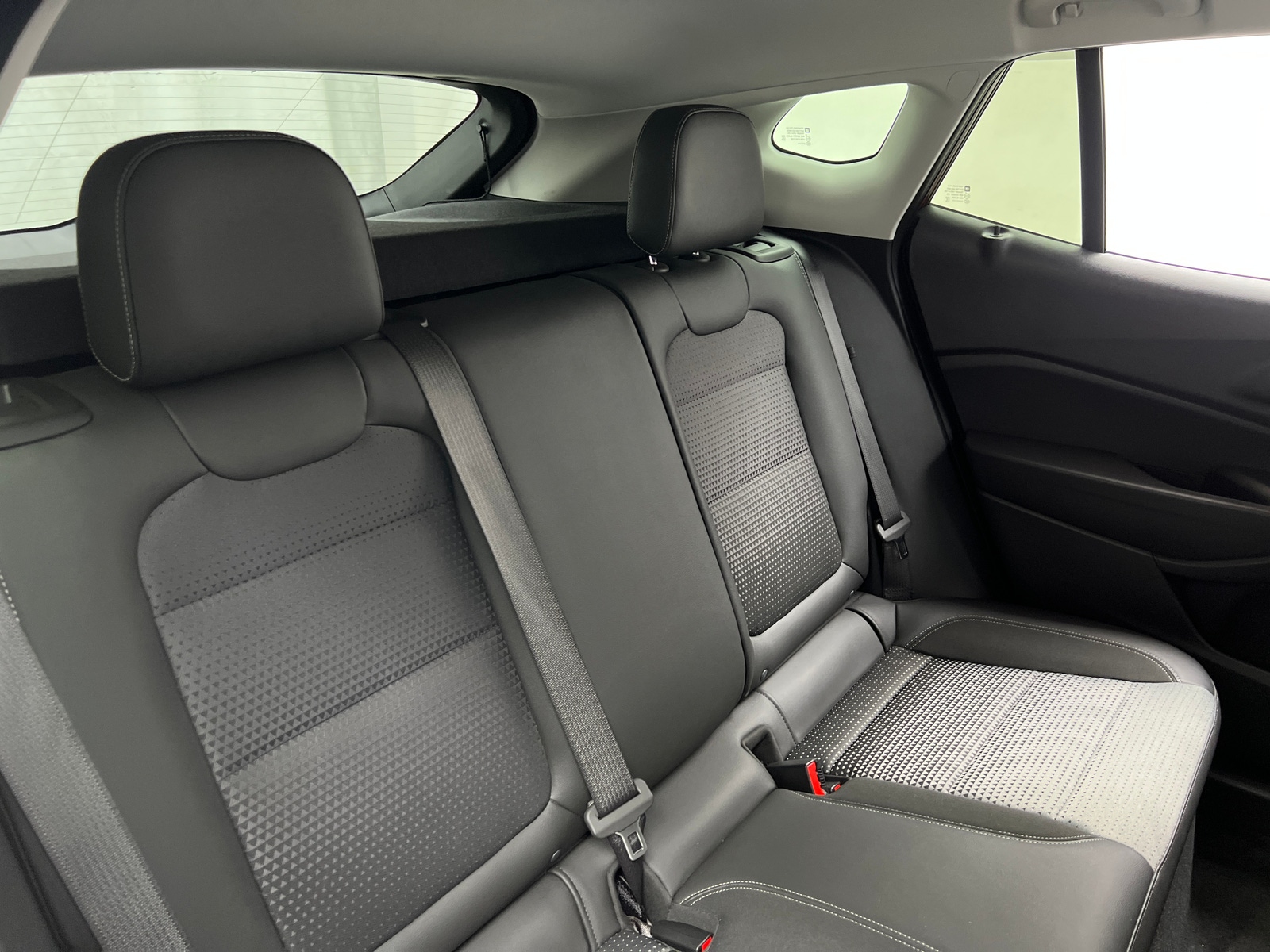 Thumbnail: 2025 Chevrolet Trax - 6