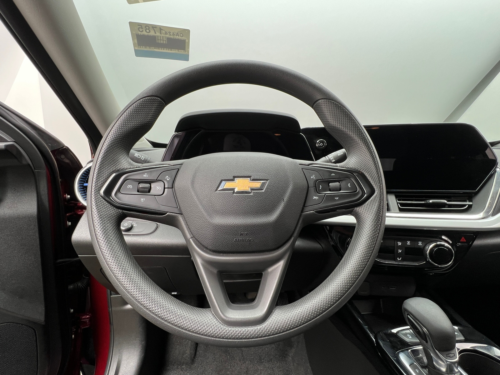 Thumbnail: 2025 Chevrolet Trax - 5