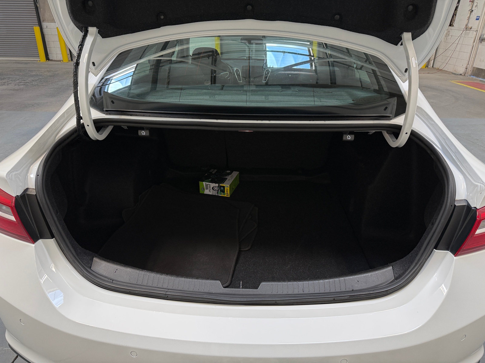 Thumbnail: 2024 Chevrolet Malibu - 7