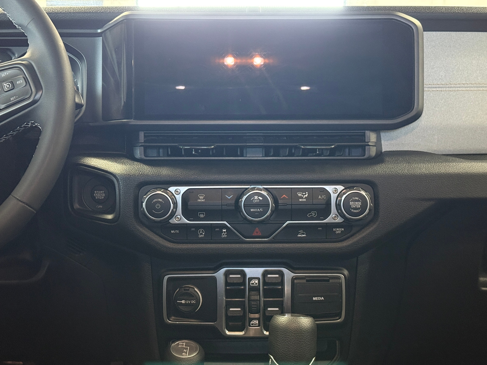 Thumbnail: 2025 Jeep Gladiator - 4