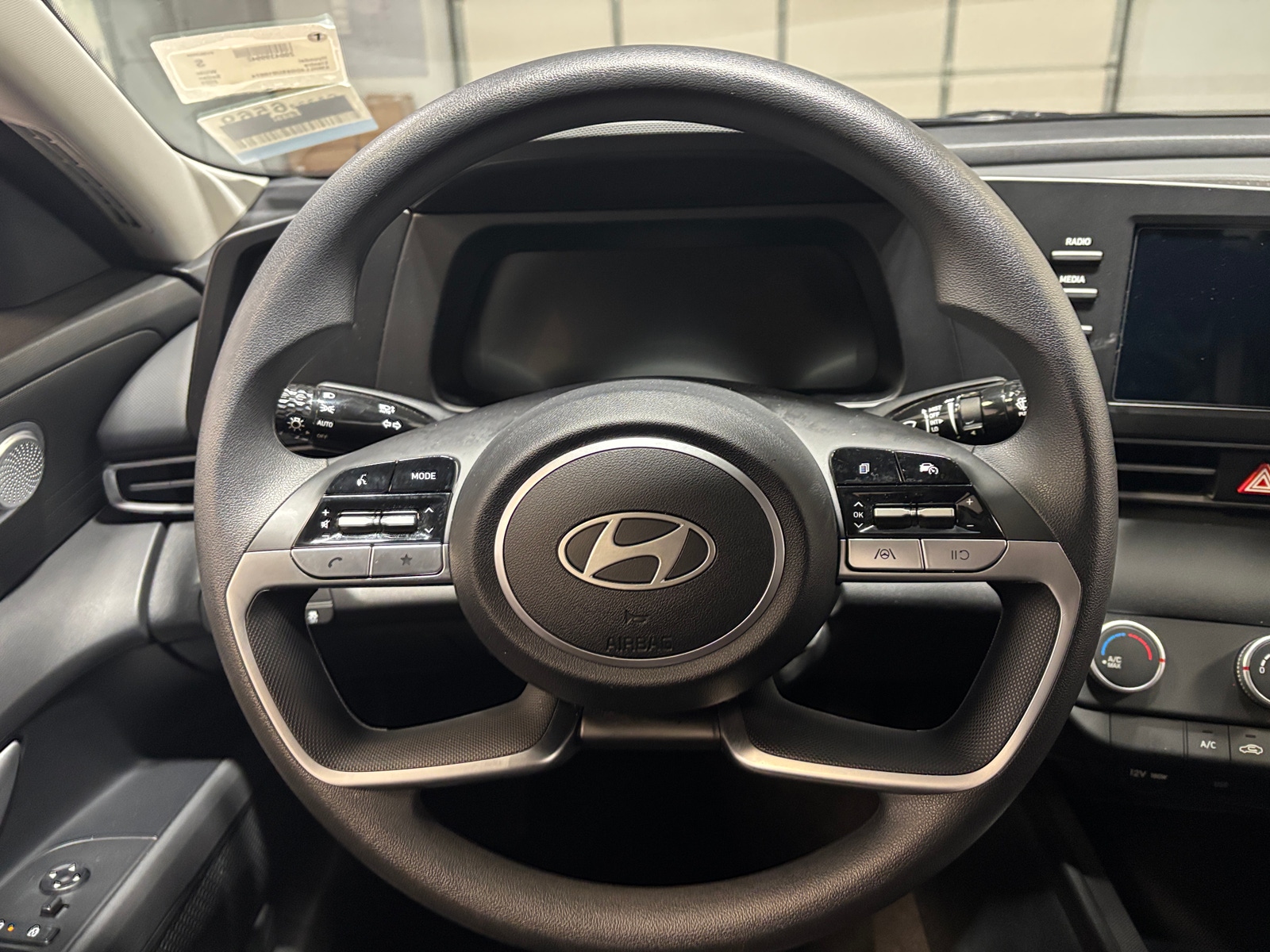 Thumbnail: 2025 Hyundai Elantra - 5