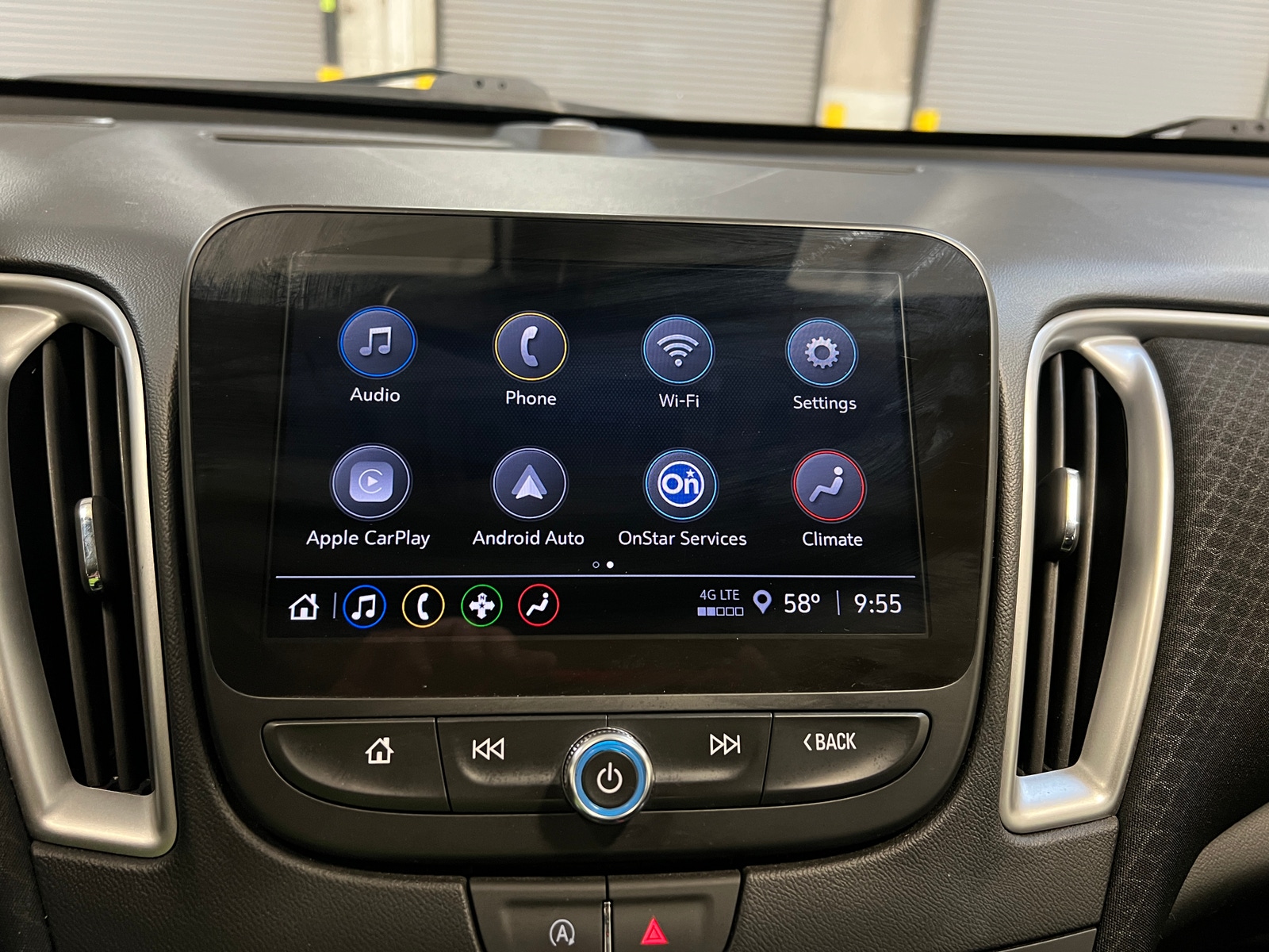 Thumbnail: 2024 Chevrolet Malibu - 4