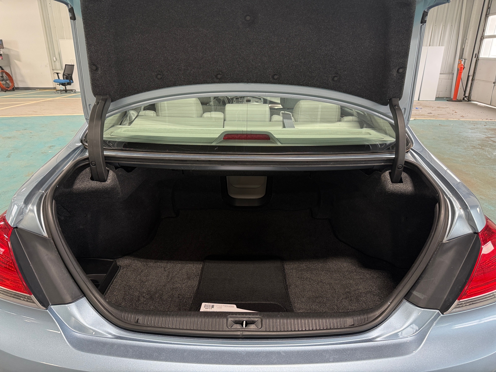 Thumbnail: 2011 Toyota Avalon - 6