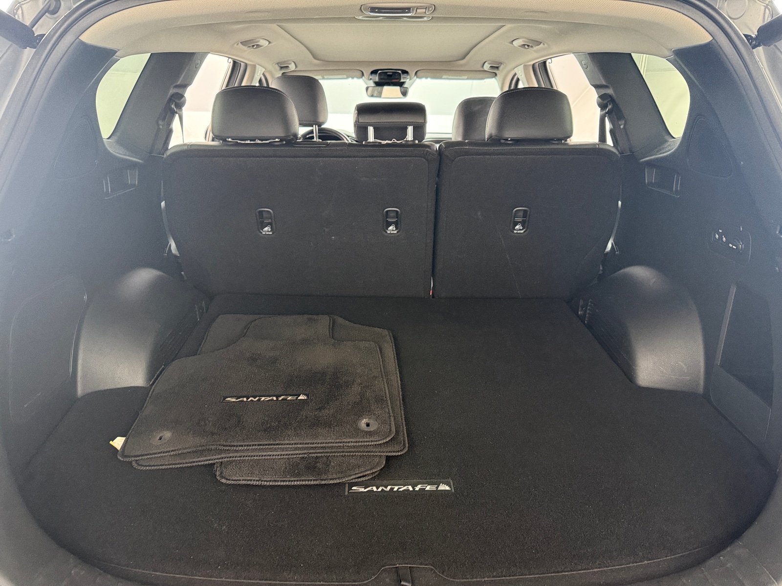 Thumbnail: 2023 Hyundai Santa Fe - 6