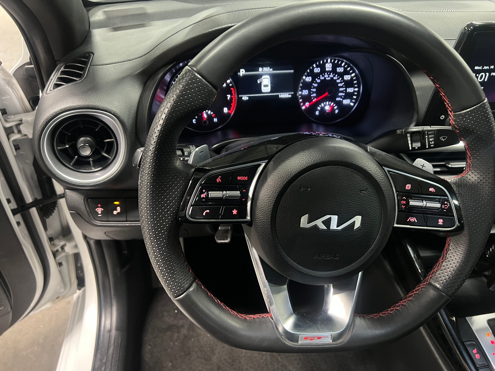 Thumbnail: 2023 Kia Forte - 5