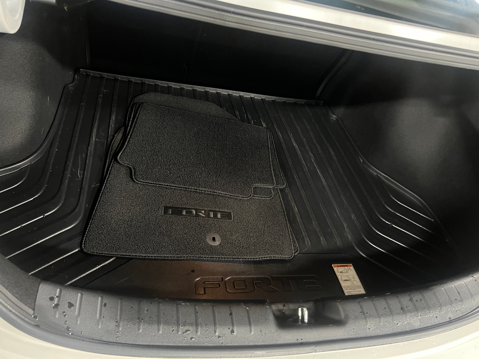 Thumbnail: 2023 Kia Forte - 7