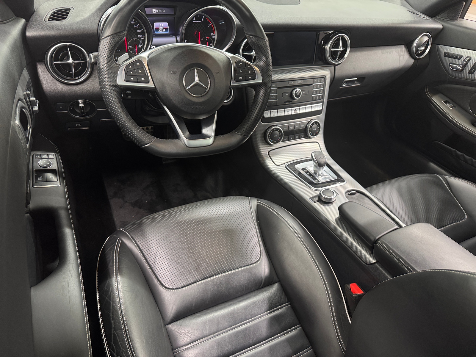 Thumbnail: 2019 Mercedes-Benz SLC - 2