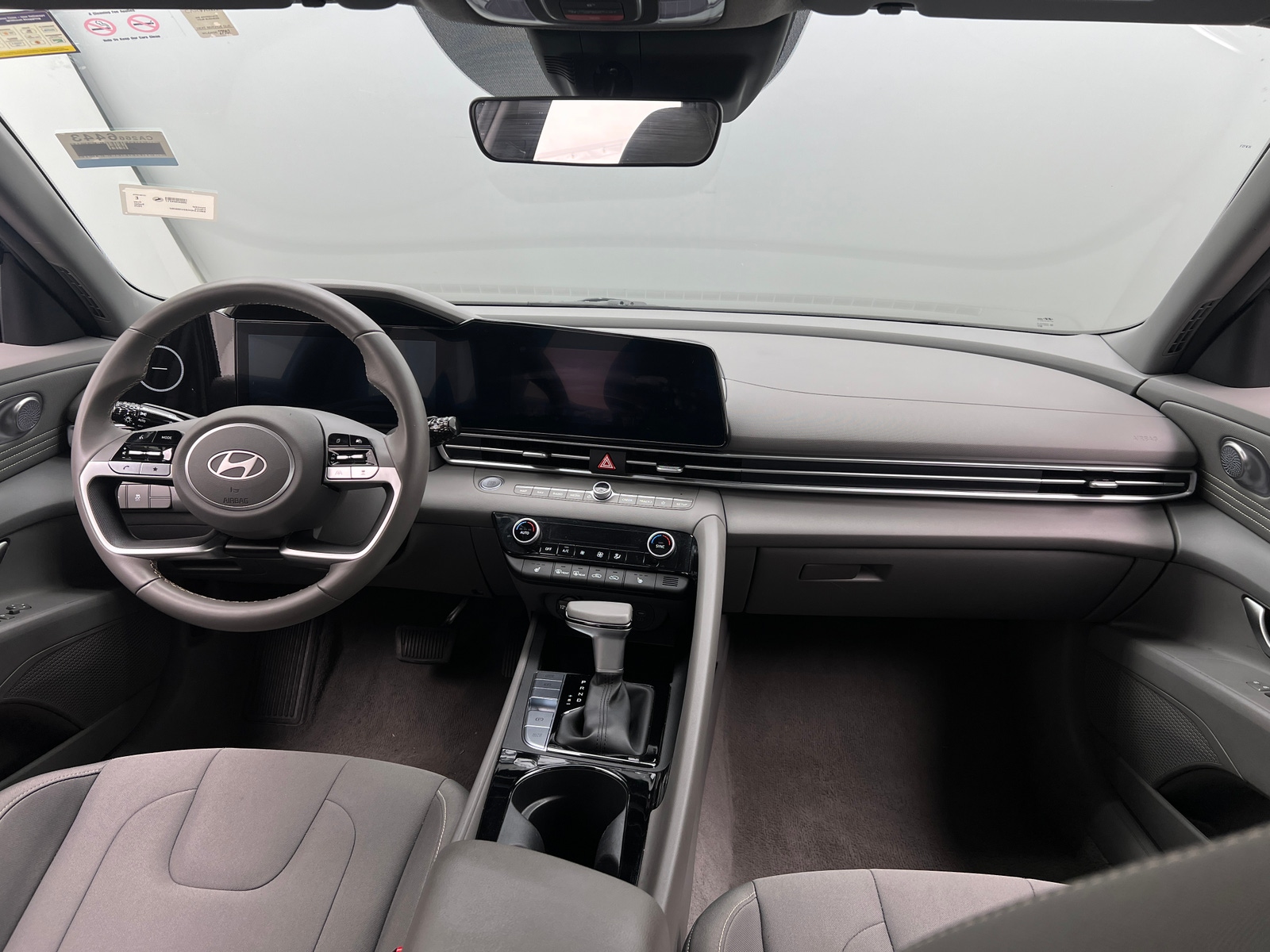 Thumbnail: 2025 Hyundai Elantra - 3