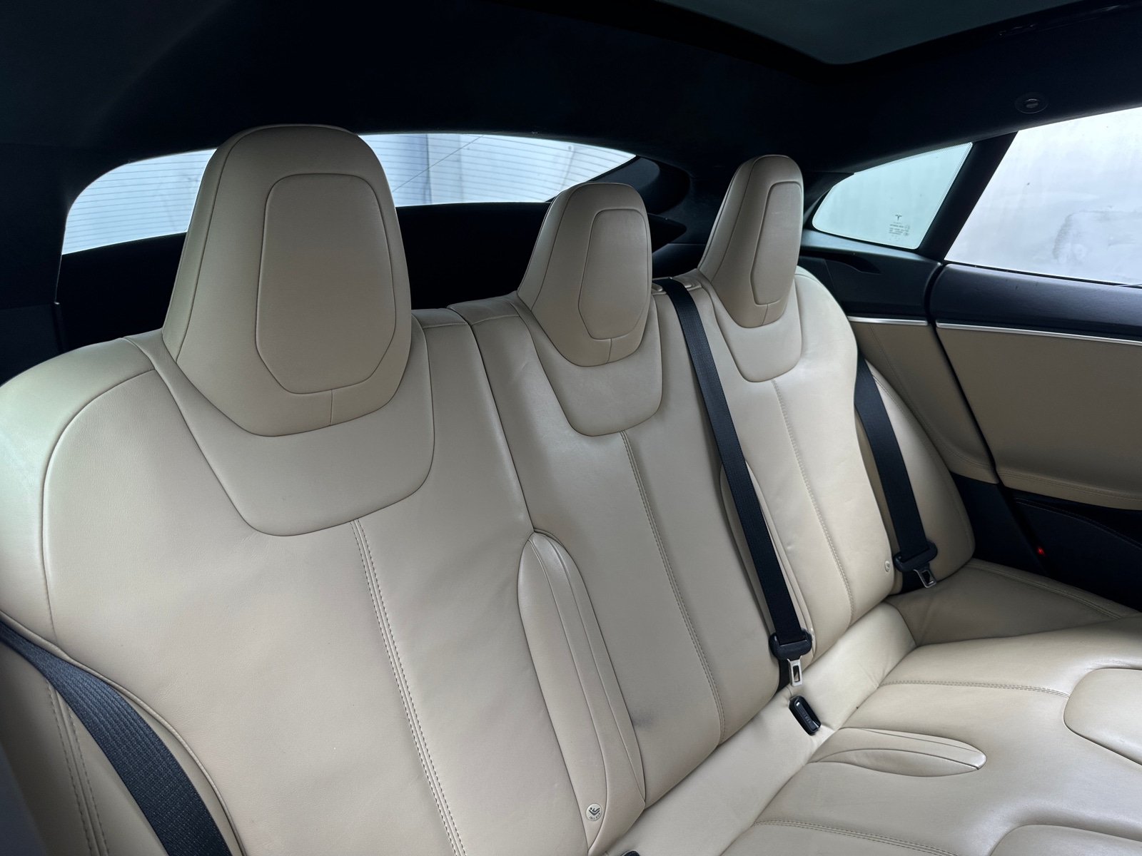 Thumbnail: 2016 Tesla Model S - 4