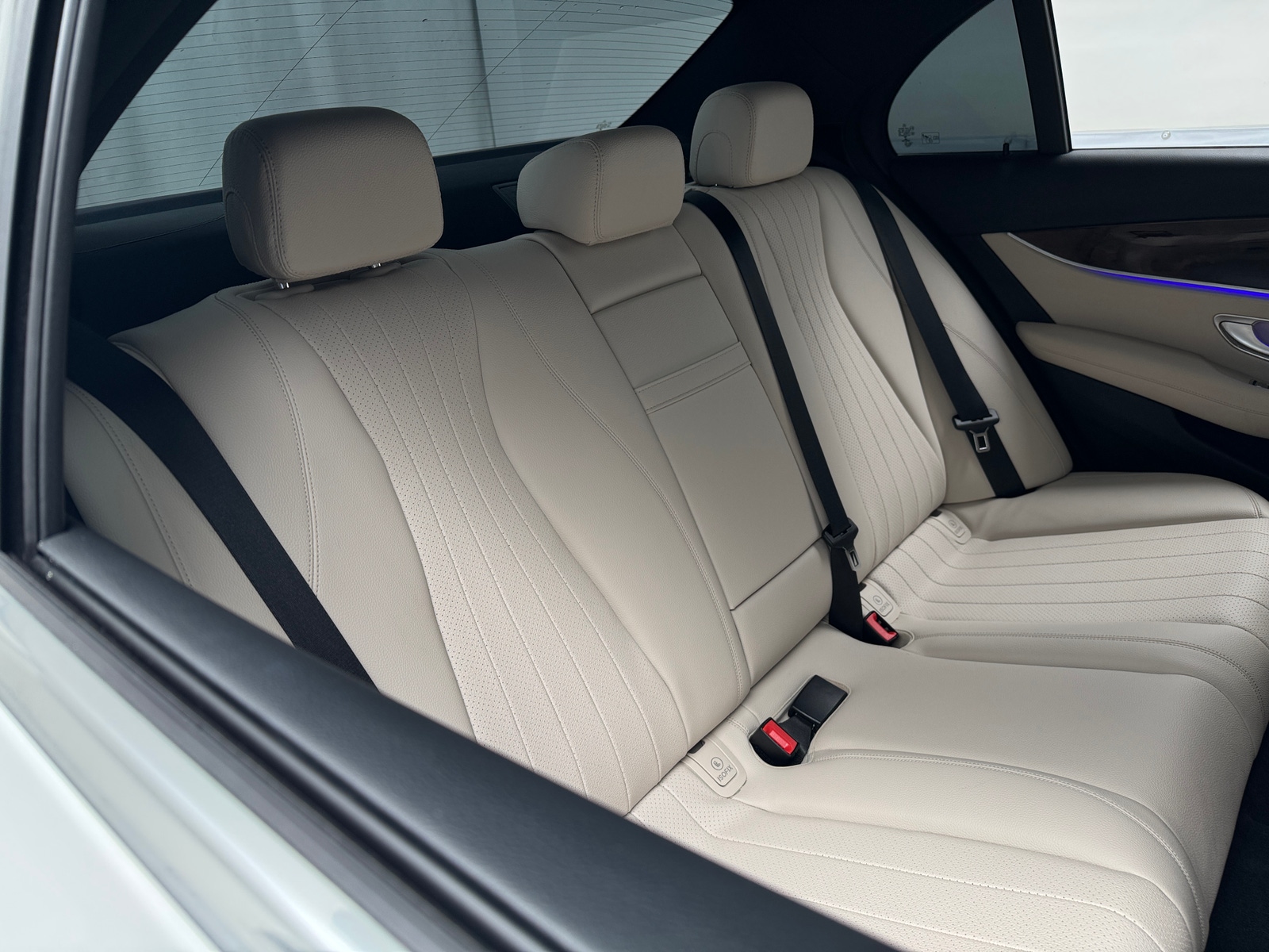 Thumbnail: 2017 Mercedes-Benz E-Class - 5