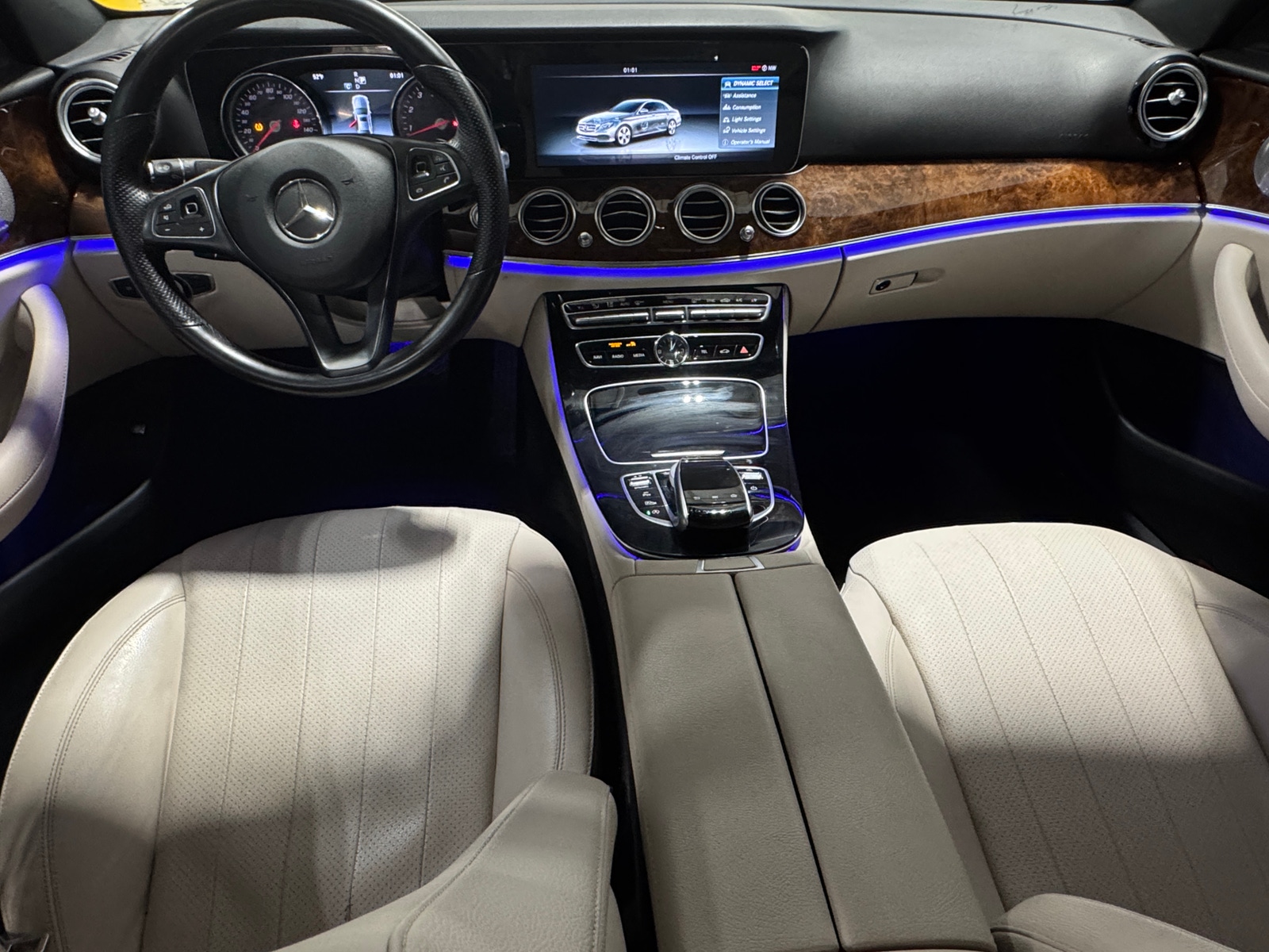 Thumbnail: 2017 Mercedes-Benz E-Class - 2