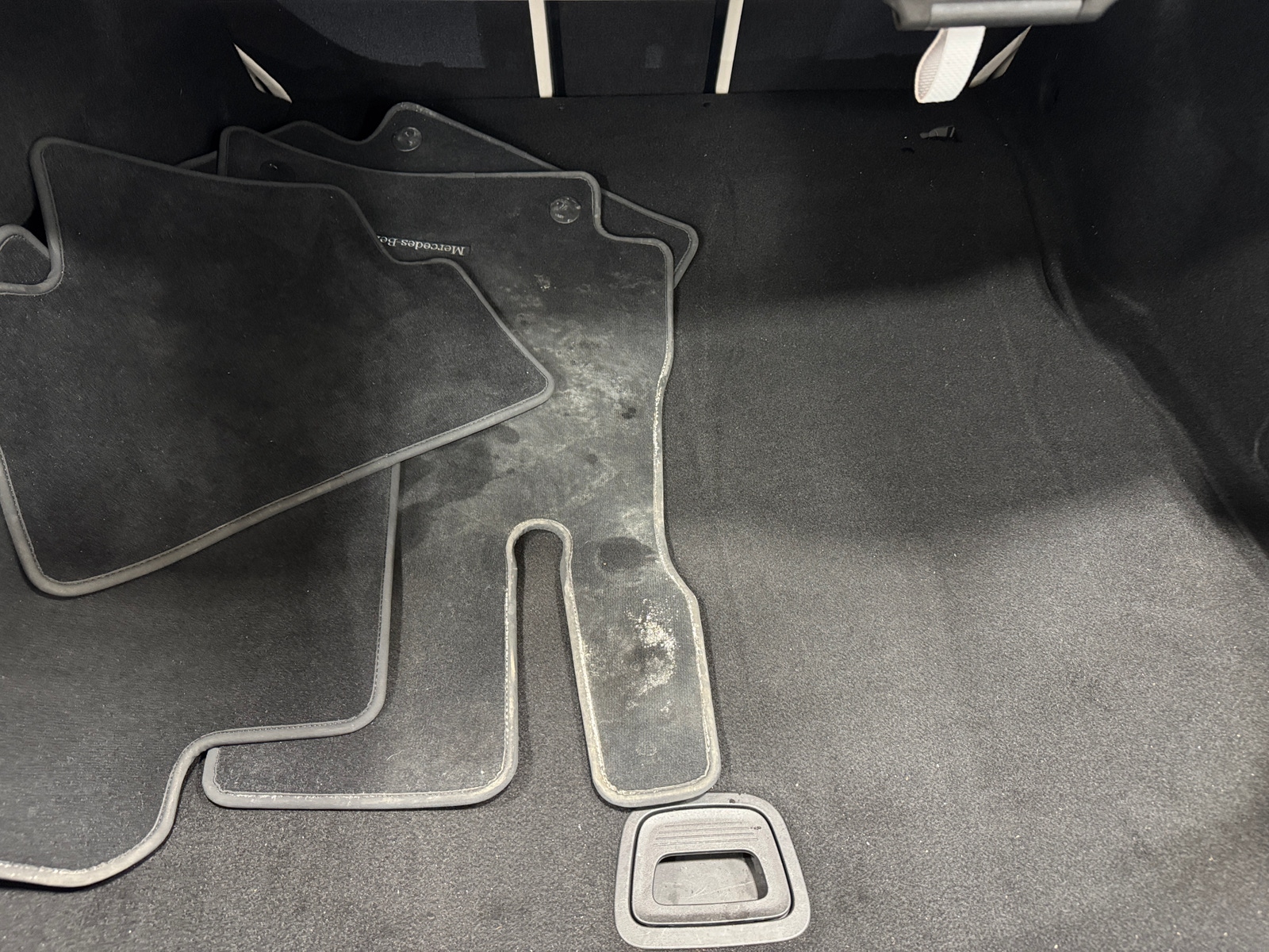 Thumbnail: 2017 Mercedes-Benz E-Class - 6