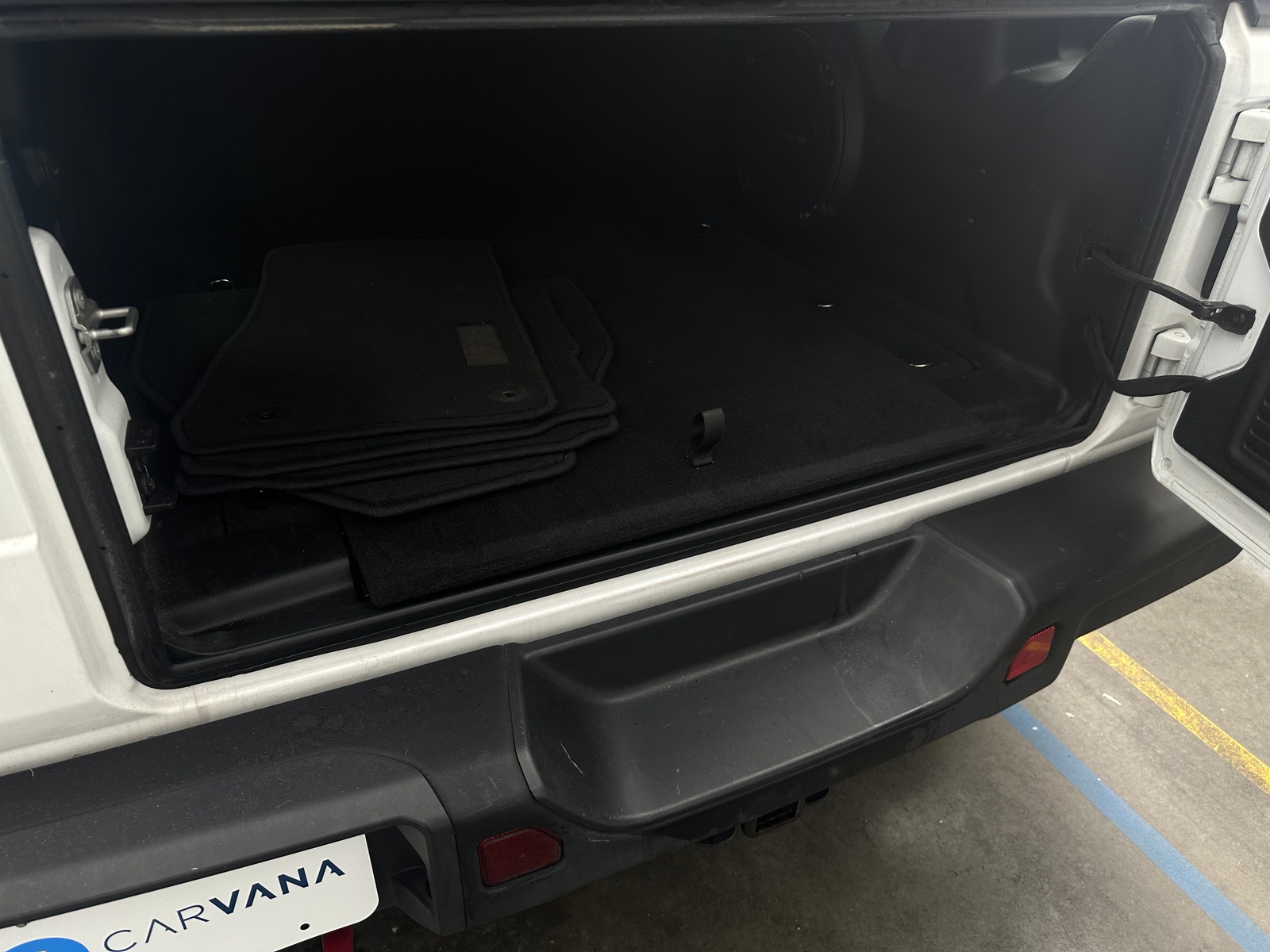 Thumbnail: 2020 Jeep Wrangler - 7