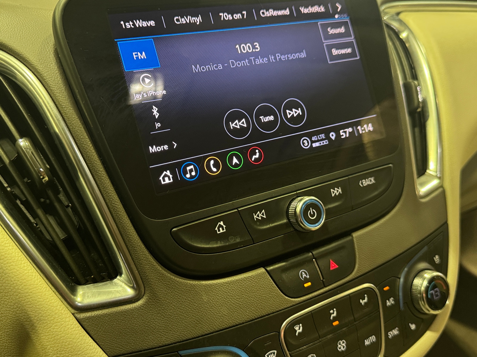 Thumbnail: 2024 Chevrolet Malibu - 3