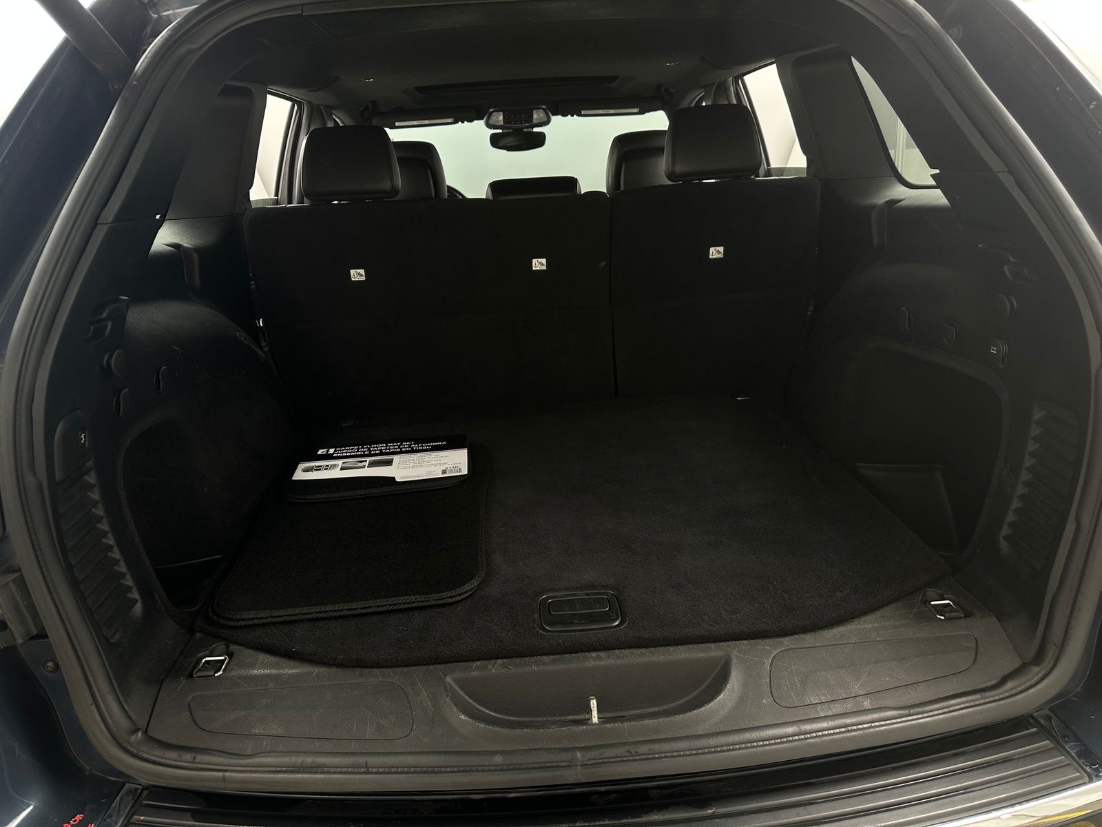 Thumbnail: 2020 Jeep Grand Cherokee - 6