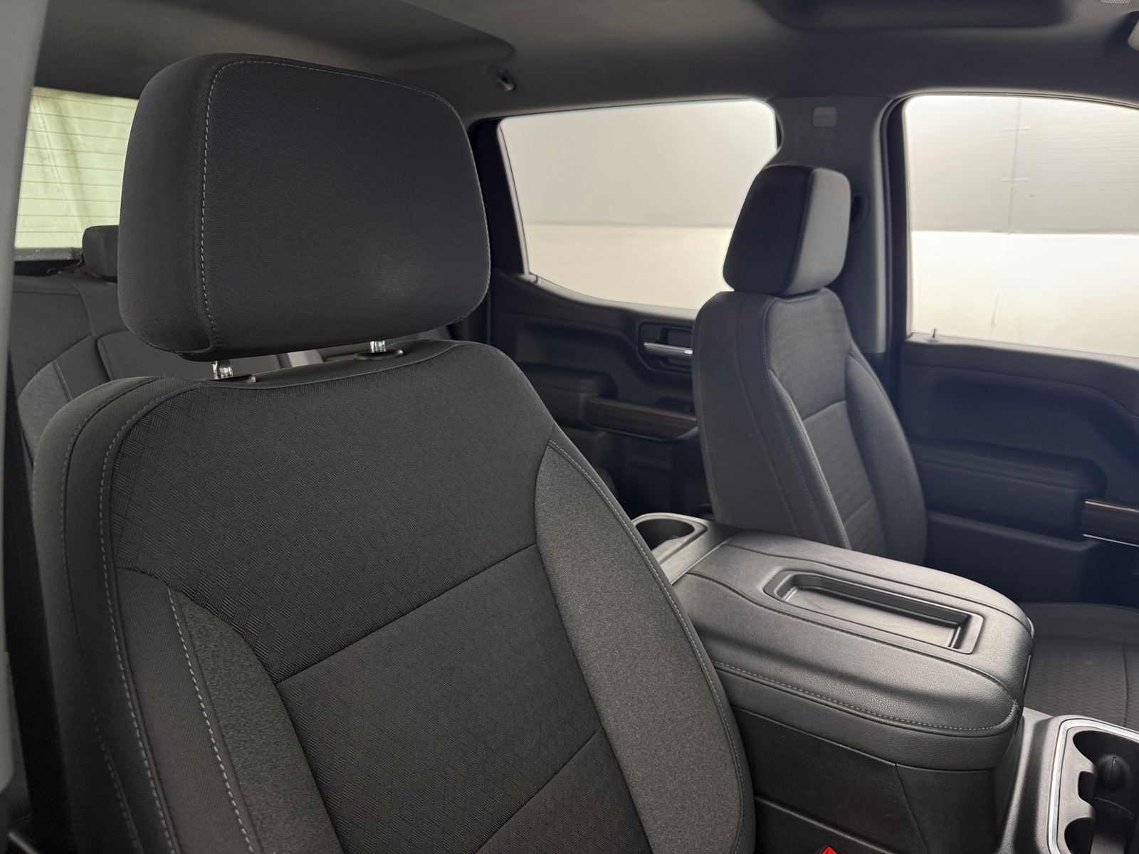 Thumbnail: 2022 Chevrolet Silverado 1500 - 2