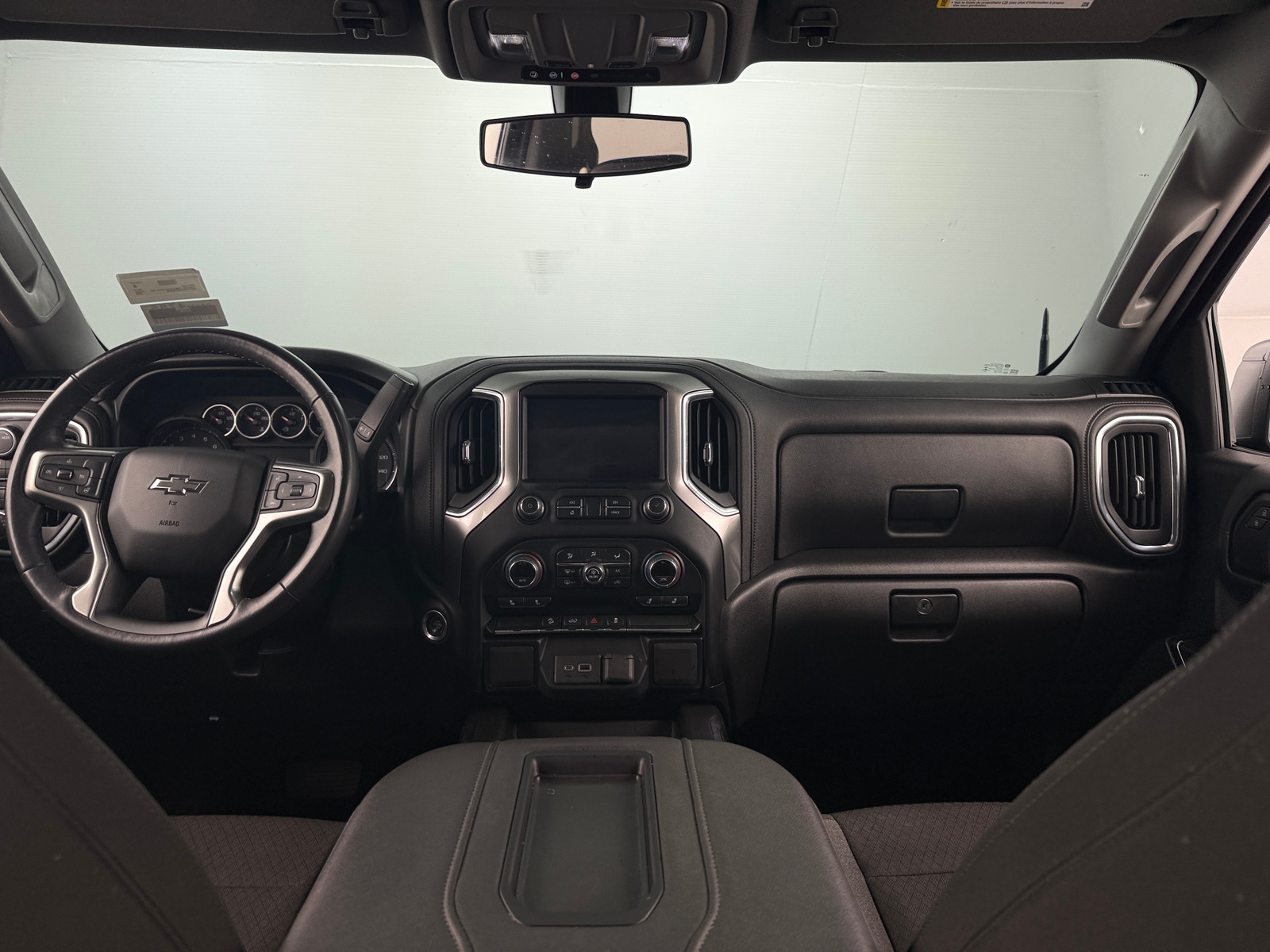 Thumbnail: 2022 Chevrolet Silverado 1500 - 3