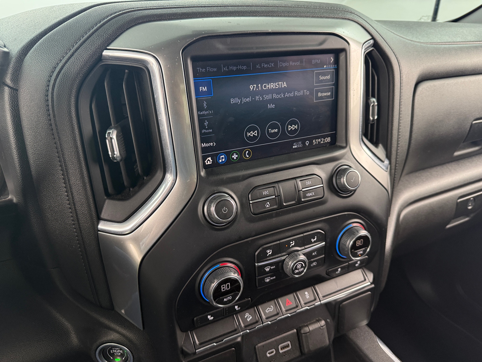 Thumbnail: 2022 Chevrolet Silverado 1500 - 4