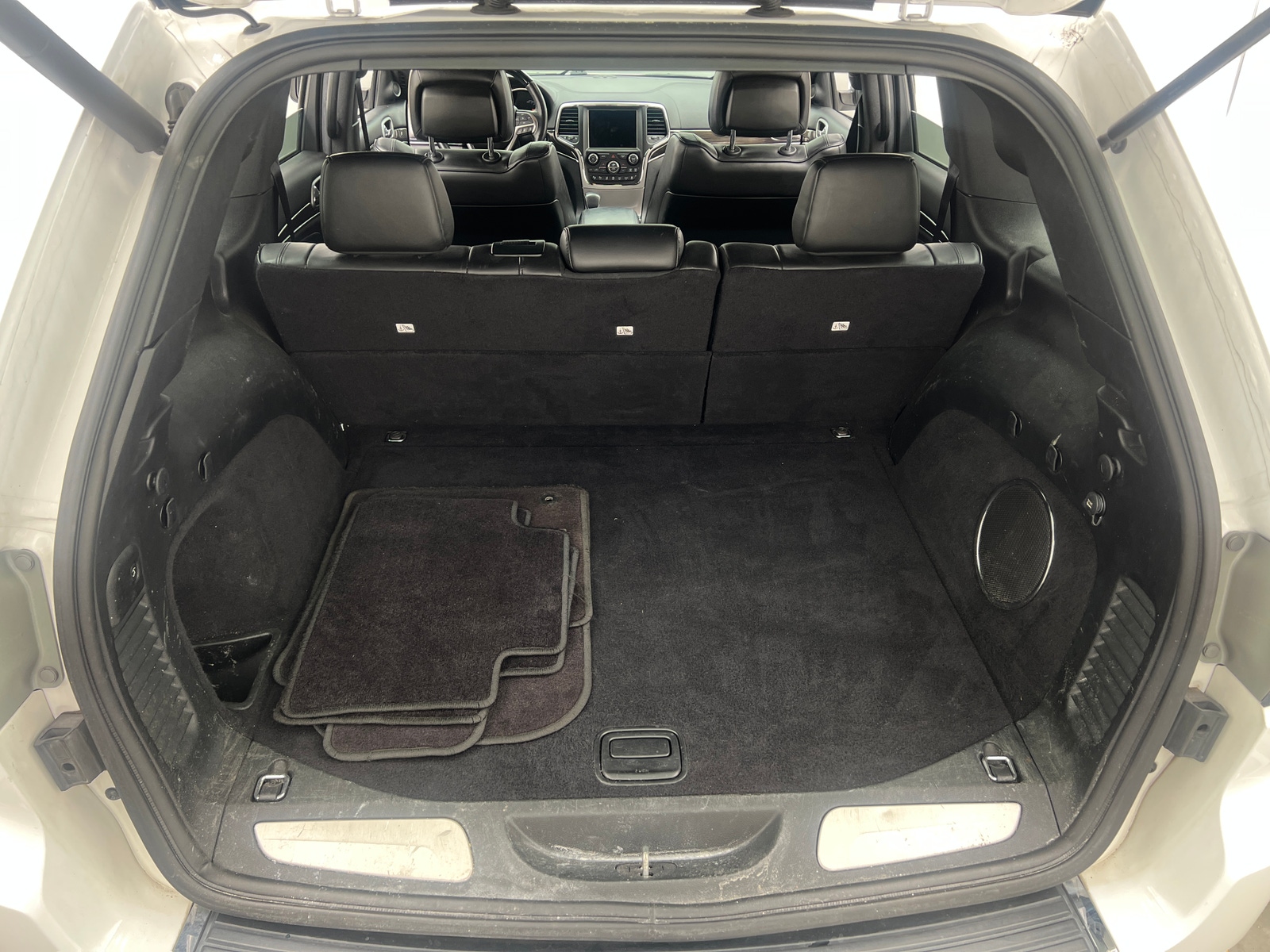 Thumbnail: 2018 Jeep Grand Cherokee - 6