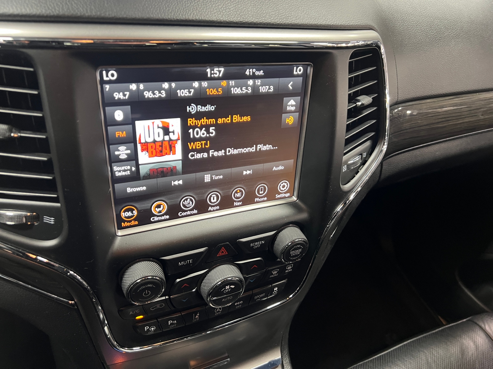 Thumbnail: 2018 Jeep Grand Cherokee - 3