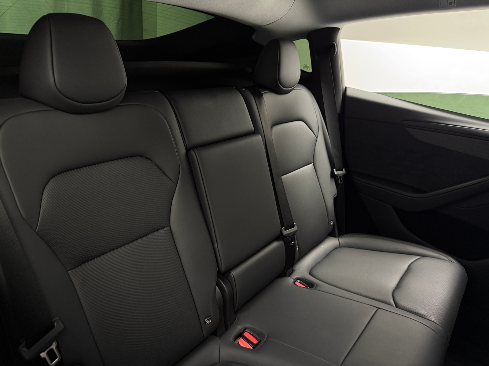 Thumbnail: 2026 Tesla Model Y - 4