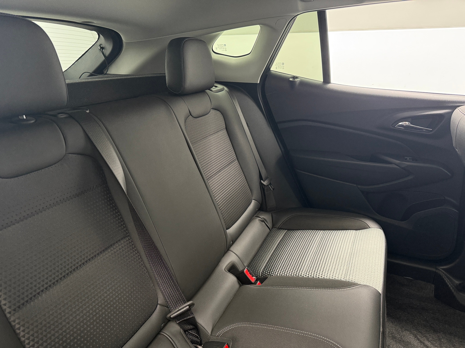 Thumbnail: 2025 Chevrolet Trax - 6