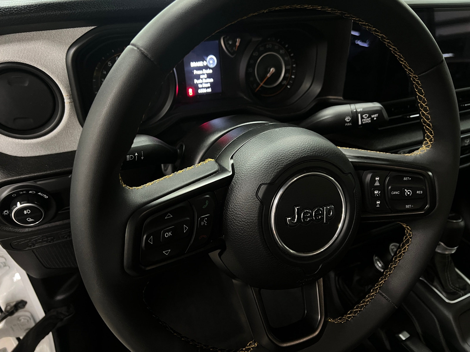 Thumbnail: 2025 Jeep Gladiator - 5