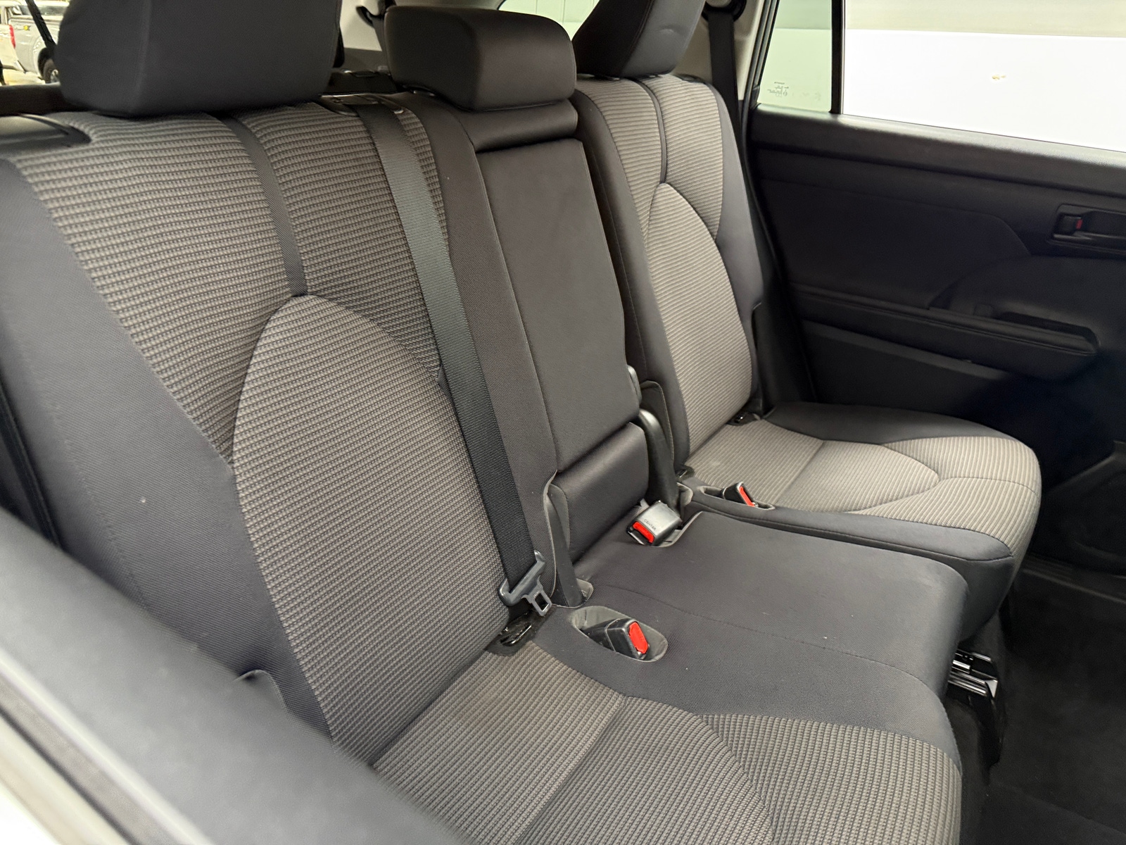 Thumbnail: 2020 Toyota Highlander - 6