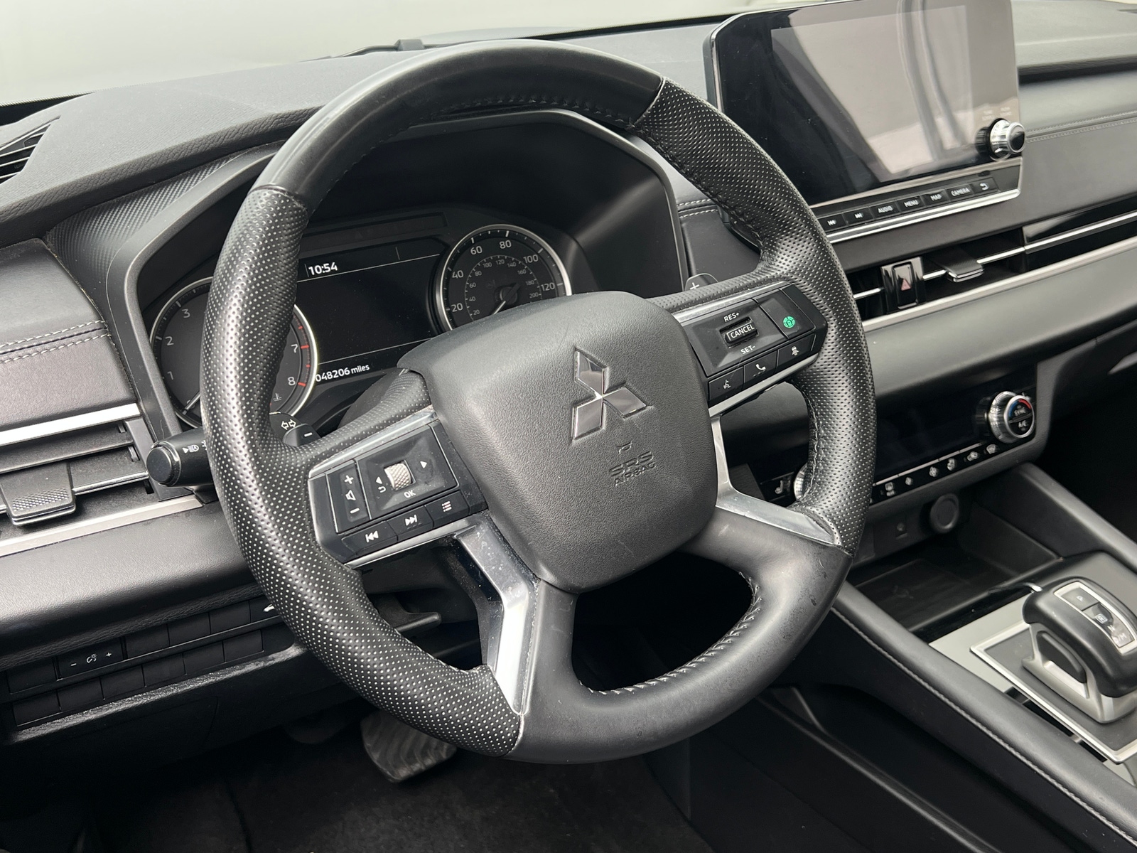 Thumbnail: 2024 Mitsubishi Outlander - 4