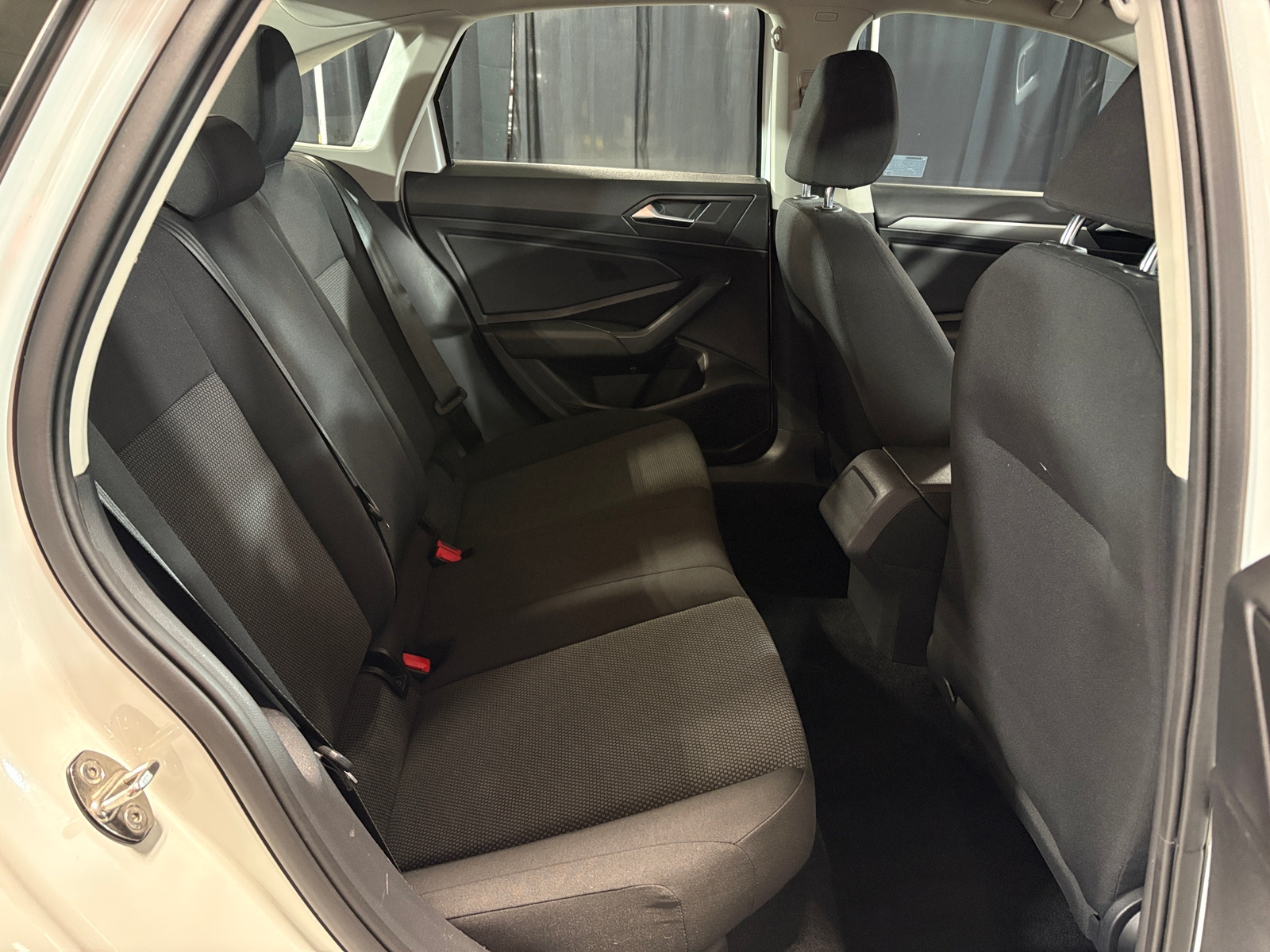 Thumbnail: 2021 Volkswagen Jetta - 6