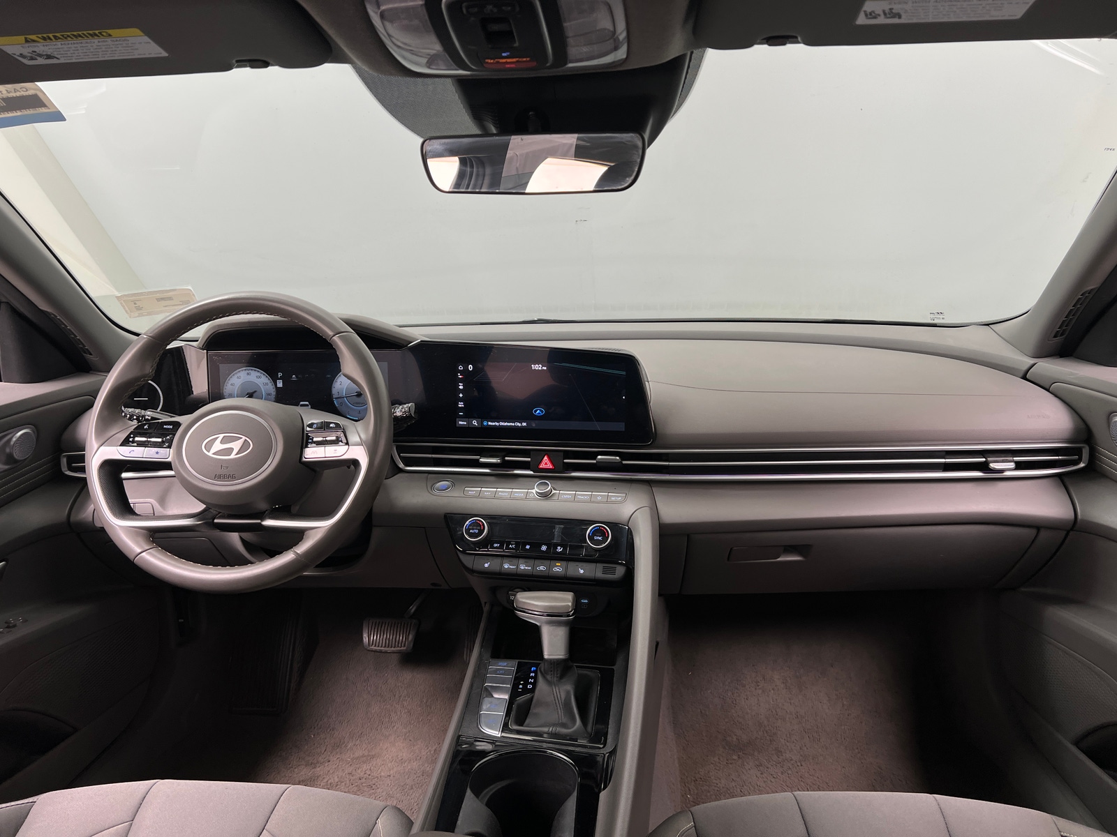 Thumbnail: 2024 Hyundai Elantra - 3