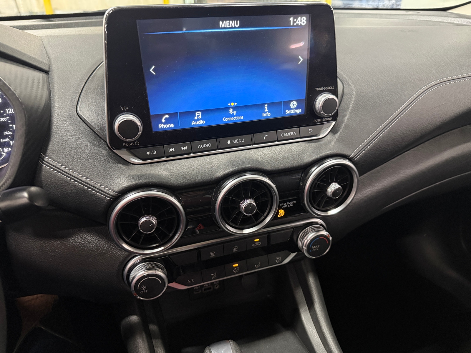 Thumbnail: 2023 Nissan Sentra - 4