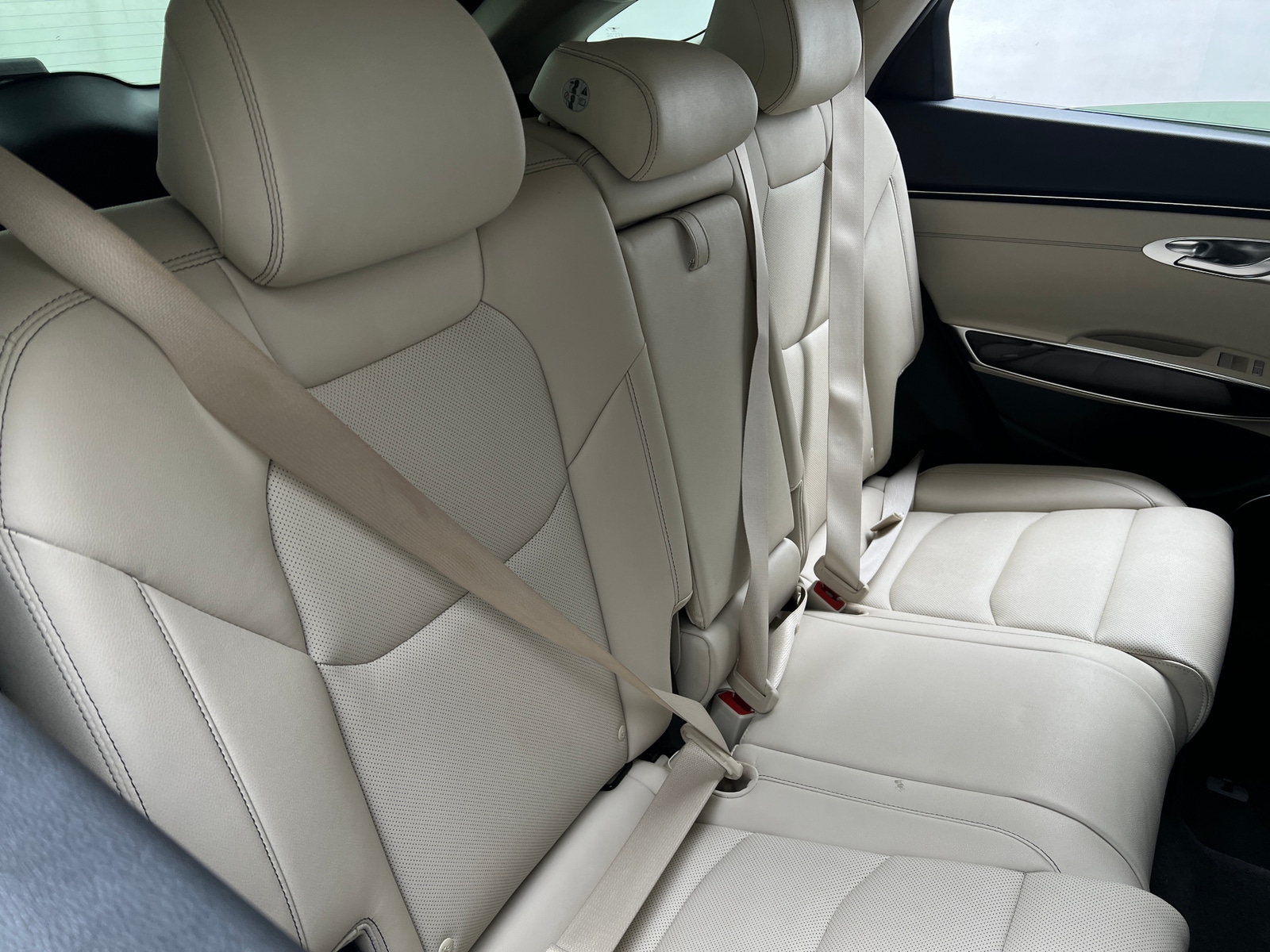 Thumbnail: 2022 Genesis GV70 - 5