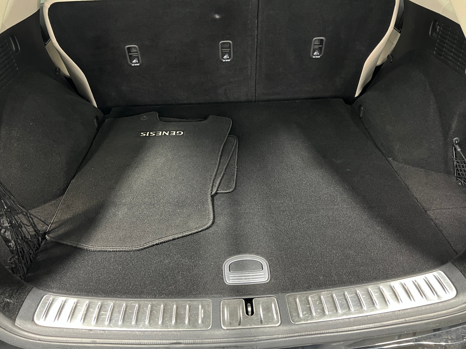 Thumbnail: 2022 Genesis GV70 - 6