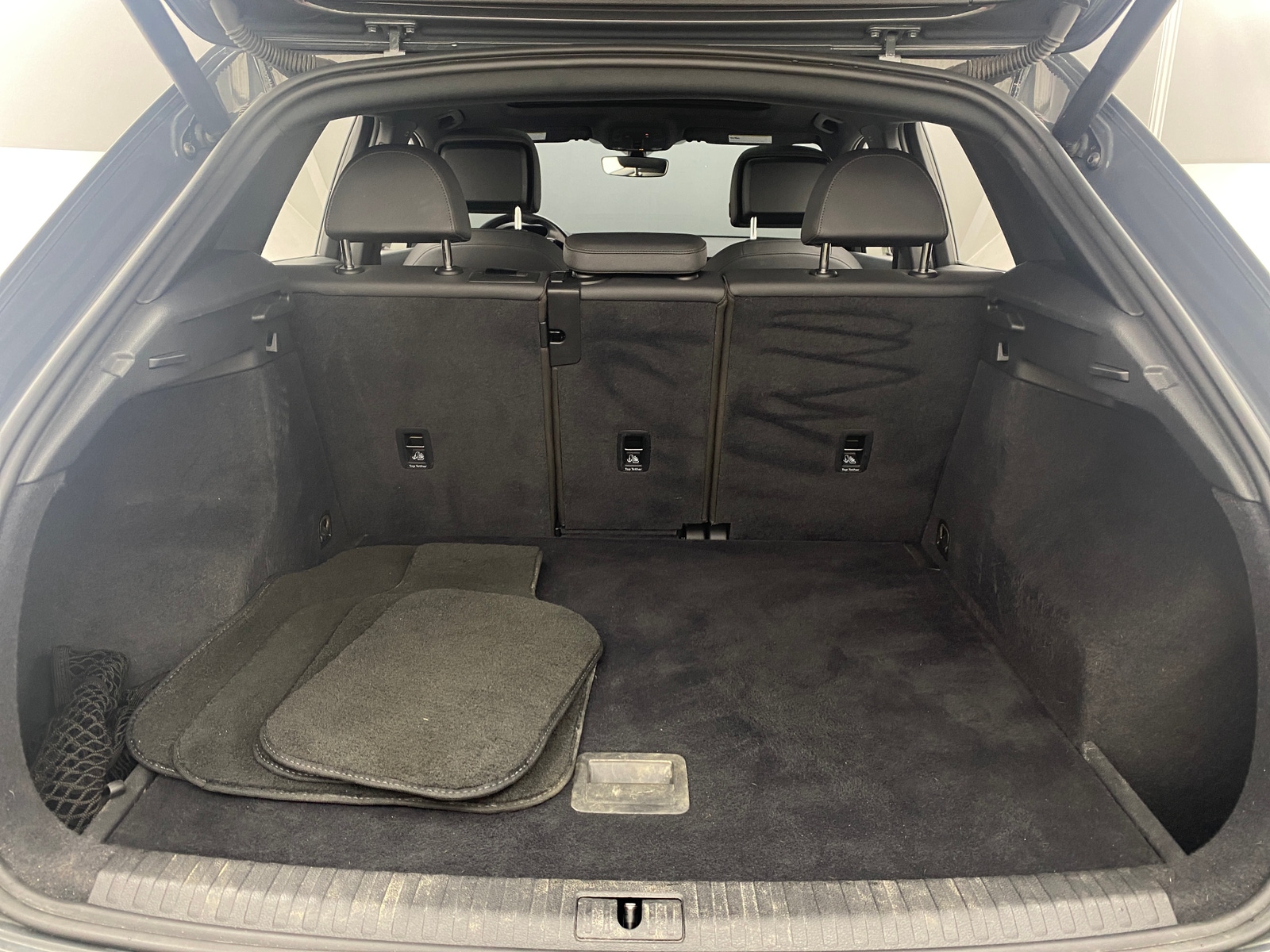 Thumbnail: 2020 Audi Q3 - 6