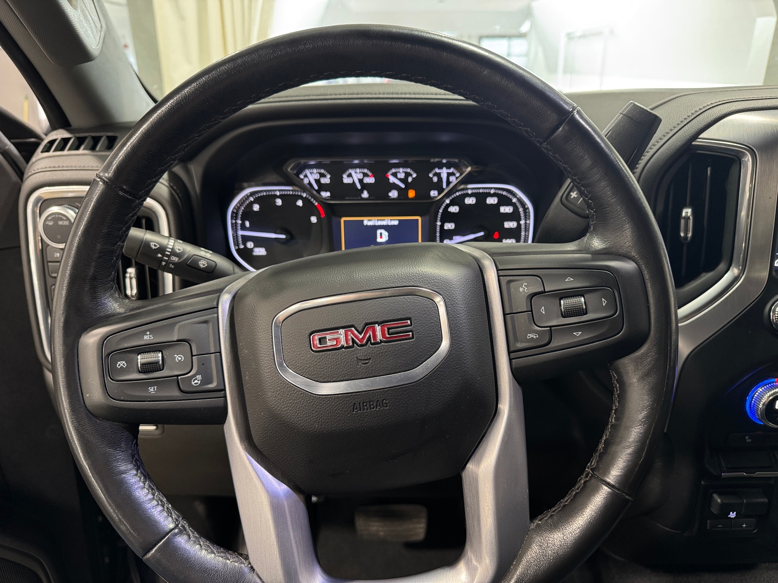 Thumbnail: 2022 GMC Sierra 2500 - 5