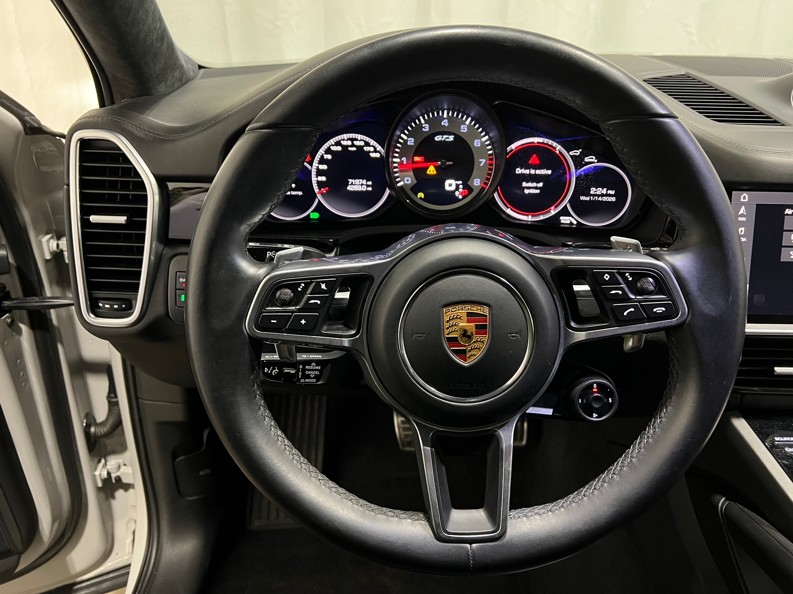 Thumbnail: 2021 Porsche  - 4