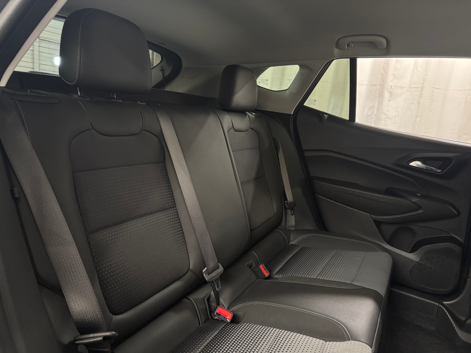 Thumbnail: 2025 Chevrolet Trax - 6