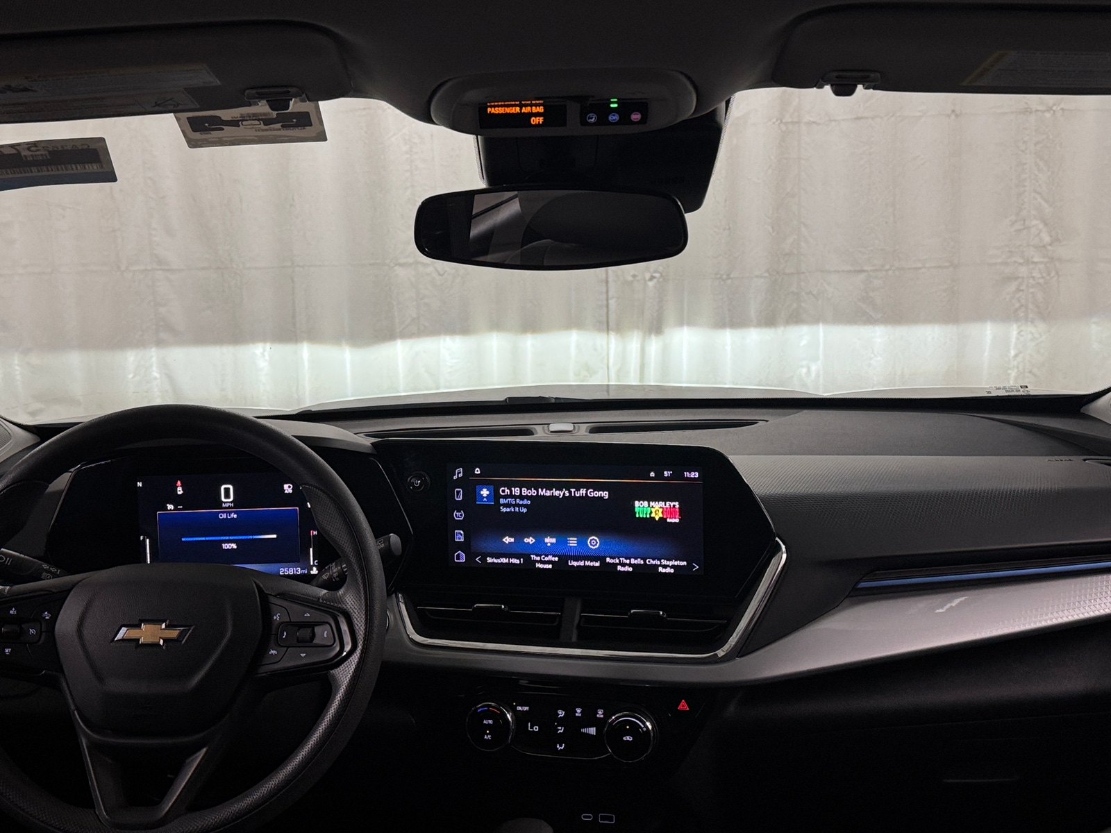 Thumbnail: 2025 Chevrolet Trax - 3