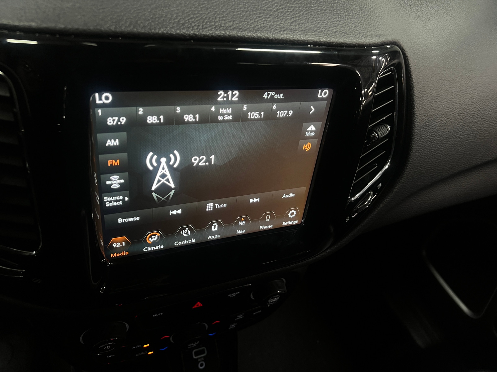 Thumbnail: 2018 Jeep Compass - 3