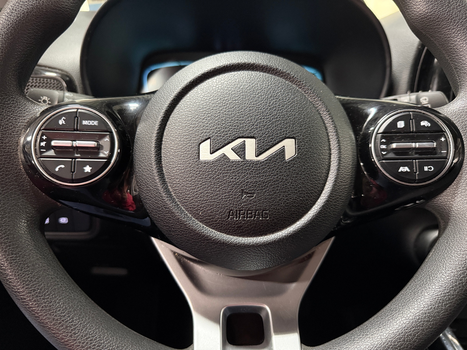 Thumbnail: 2023 Kia Soul - 5