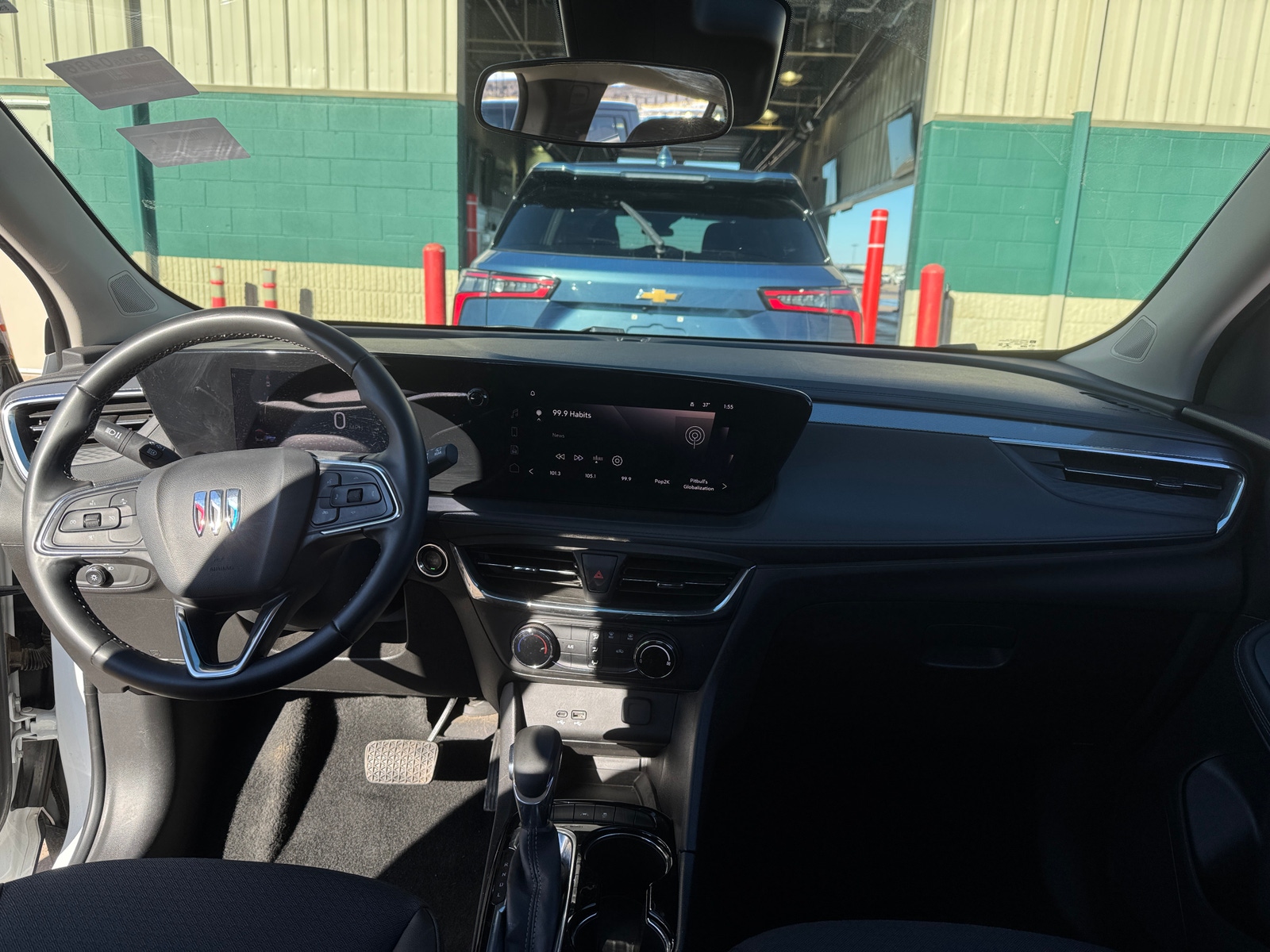 Thumbnail: 2025 Buick Encore GX - 3