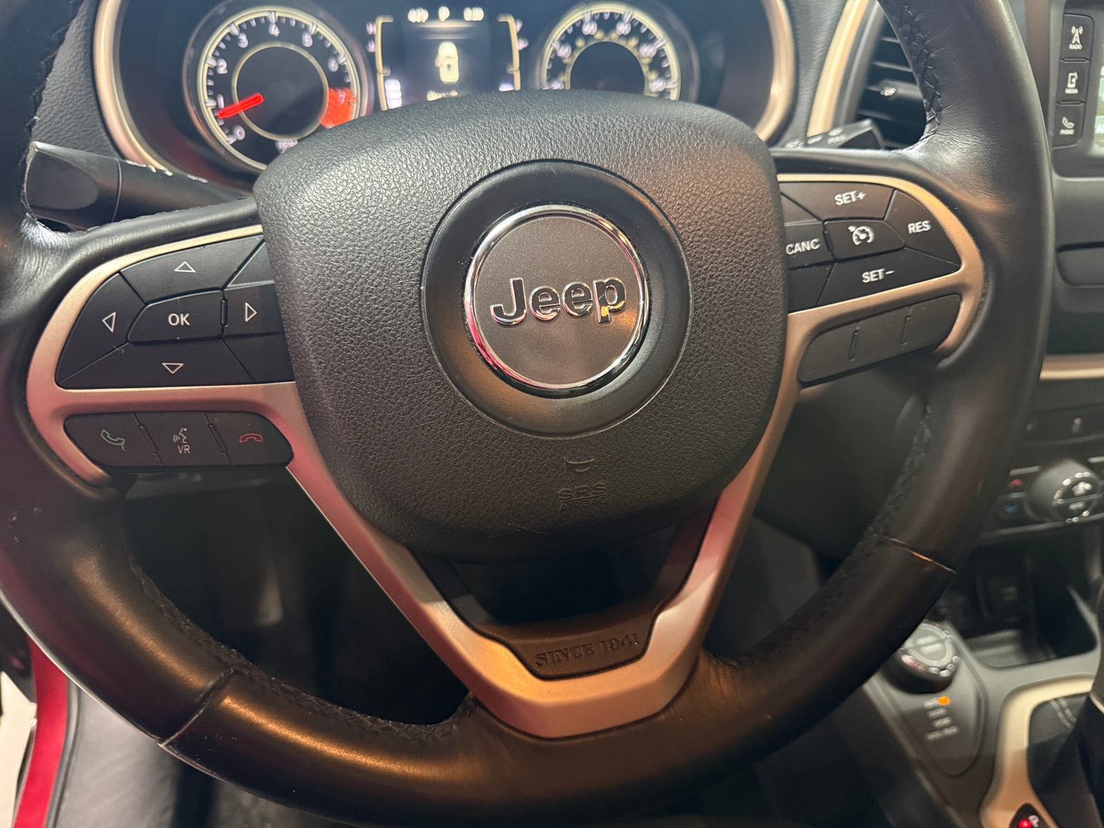 Thumbnail: 2014 Jeep Cherokee - 5