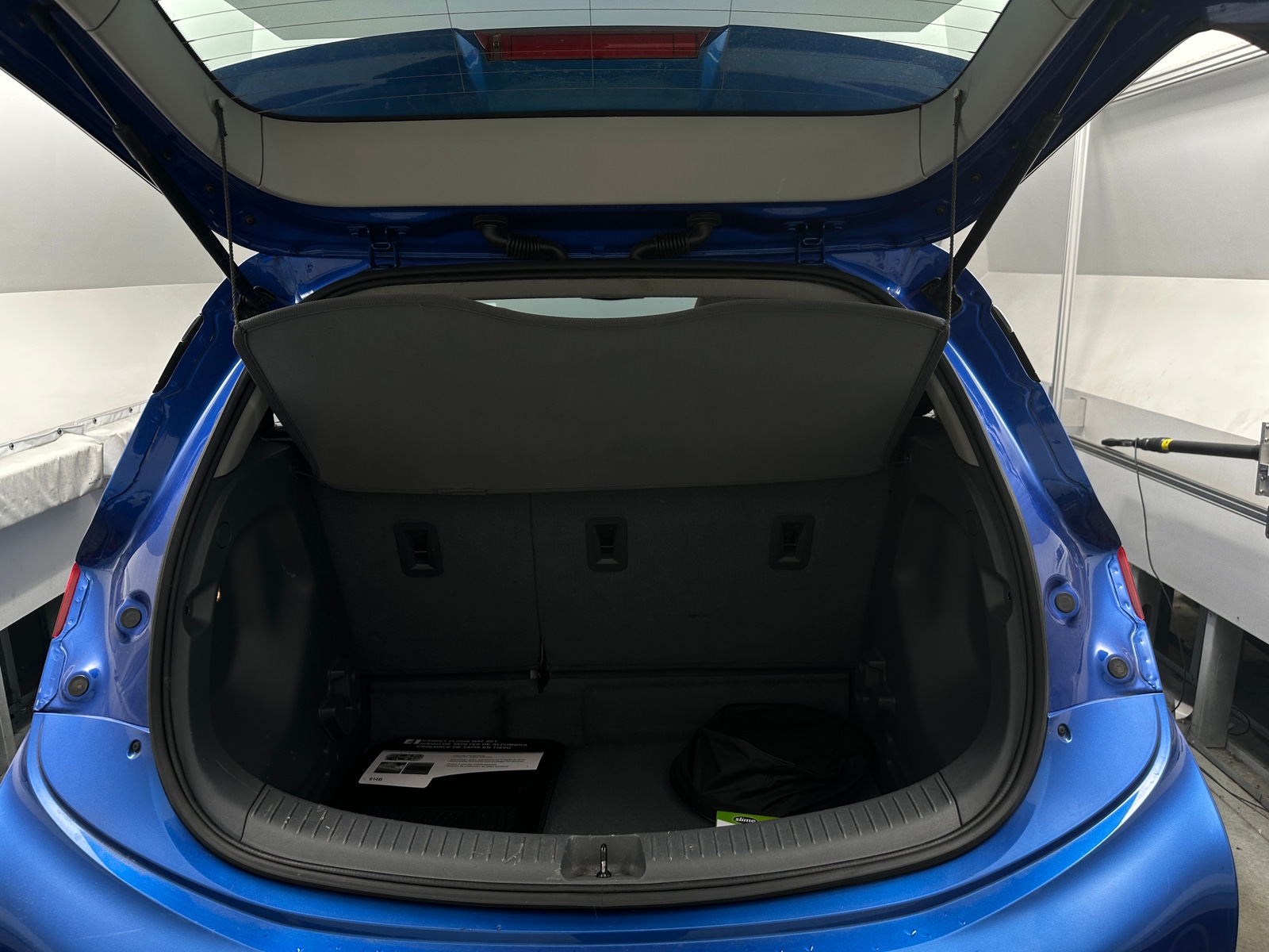 Thumbnail: 2020 Chevrolet Bolt EV - 7